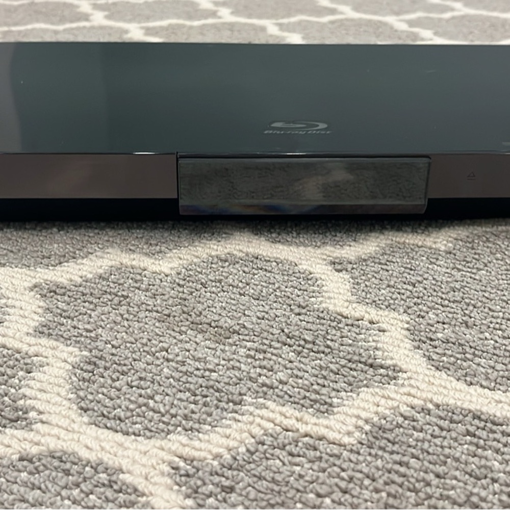 Black Blu-ray Player